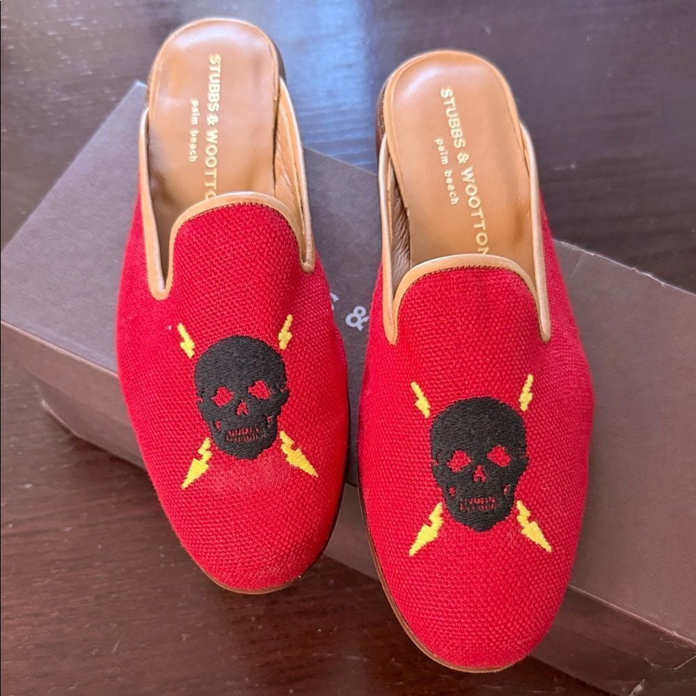 Stubbs & Wootton Red Skull Embroidered Loafers